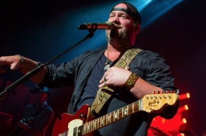 LEE BRICE WITH SPECIAL GUEST TYLER FARR @ VIAERO CENTER | Kearney | Nebraska | United States