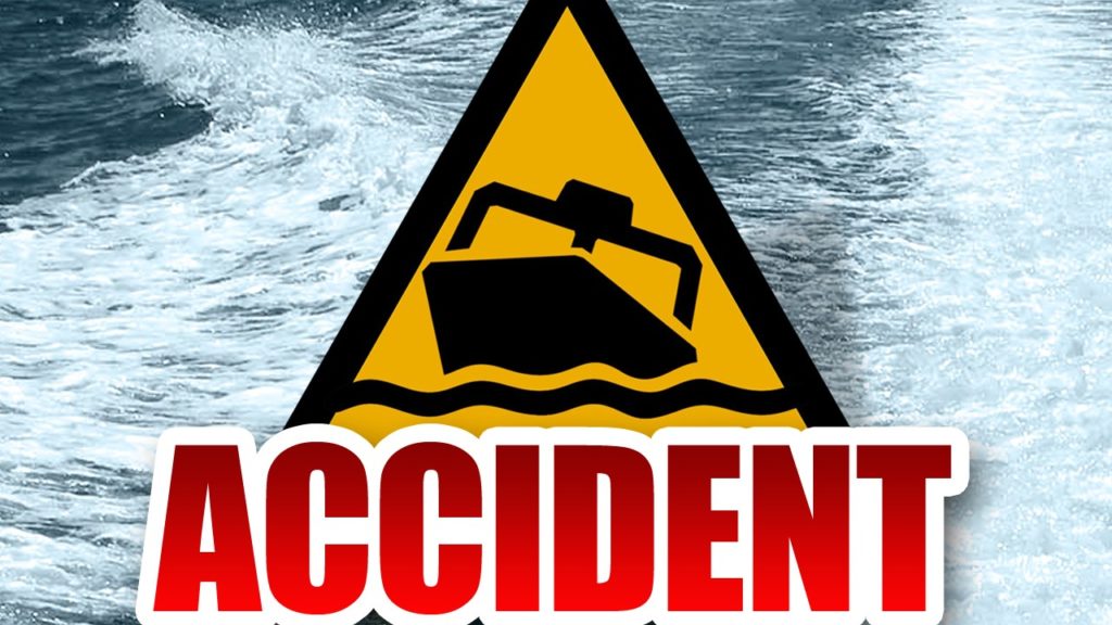 2 kayakers rescued from fast river water in eastern Nebraska