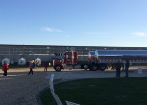 View of the new free stall barn. Now 1700 cows total, herd average of 91lbs per cow per day. Milk is shipped to LeMars IA and packaged under the Land O' Lakes brand as bottled milk, whipping cream, sour cream, or ice cream. (RRN Image)