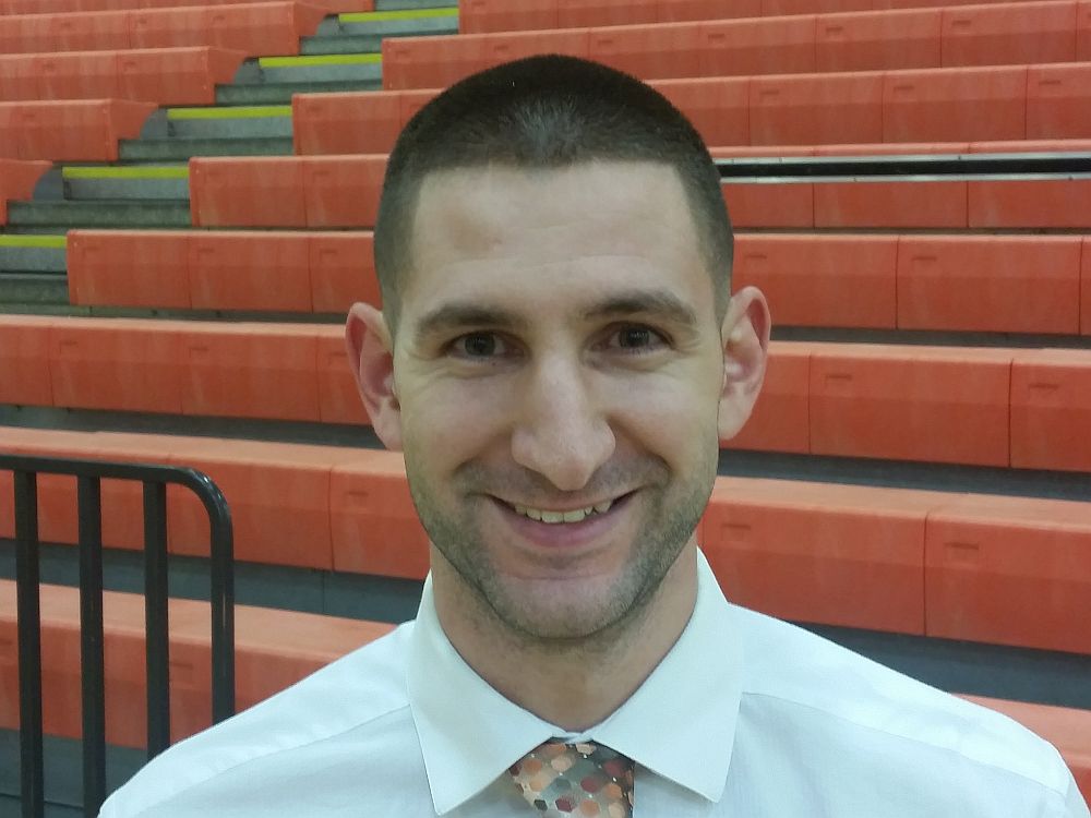 Lex BB coach to accept similar postion in Lincoln