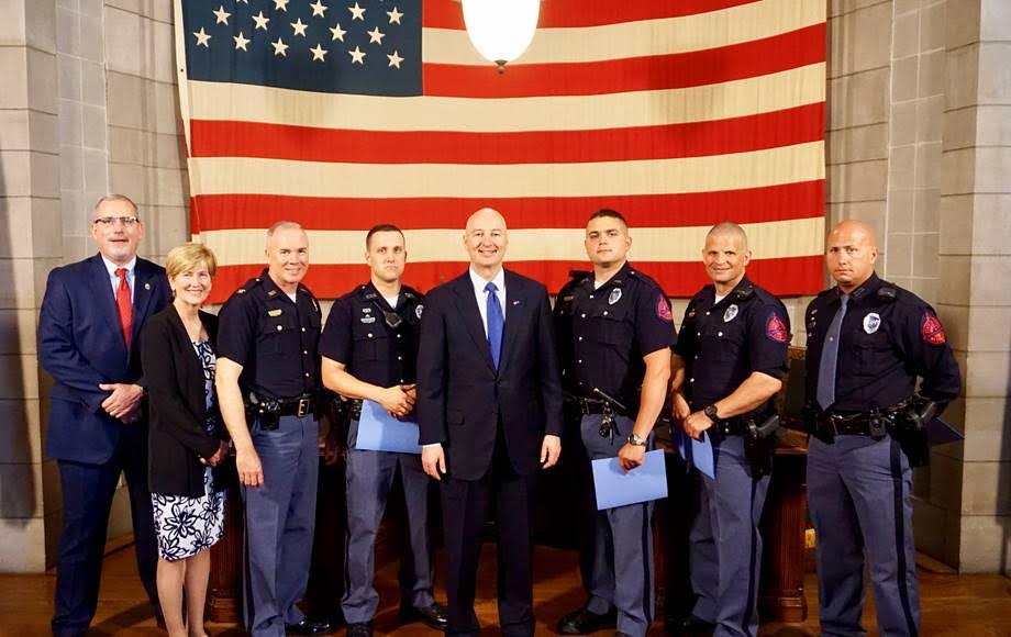 Gov. Ricketts Thanks State Patrol for Busting Drugs