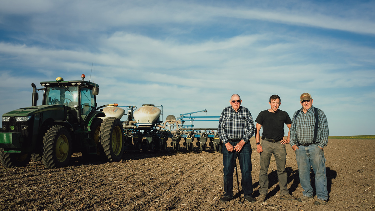 KRVN 880 – KRVN 93.1 – KAMI - Returning to the Farm workshop for ...