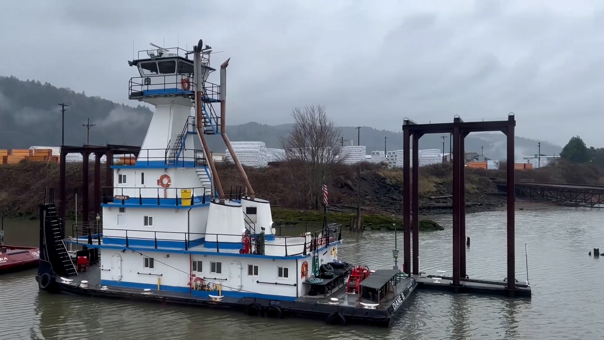 KRVN 880 – KRVN 93.1 – KAMI - Role of tug boats, barges in wheat exporting