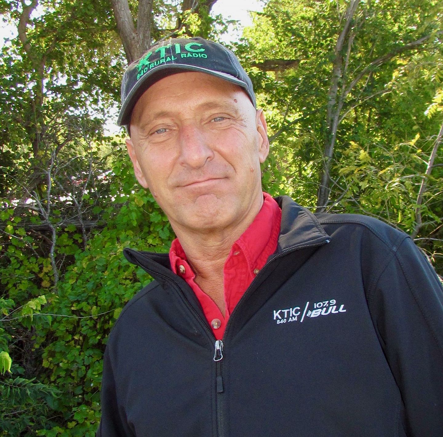 KRVN 880 KRVN 93.1 KAMI Dwight Lane to retire following 17year