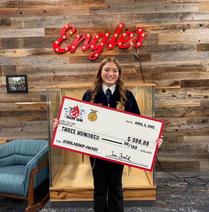 KRVN 880 – KRVN 93.1 – KAMI - Elm Creek FFA member wins Sales and ...