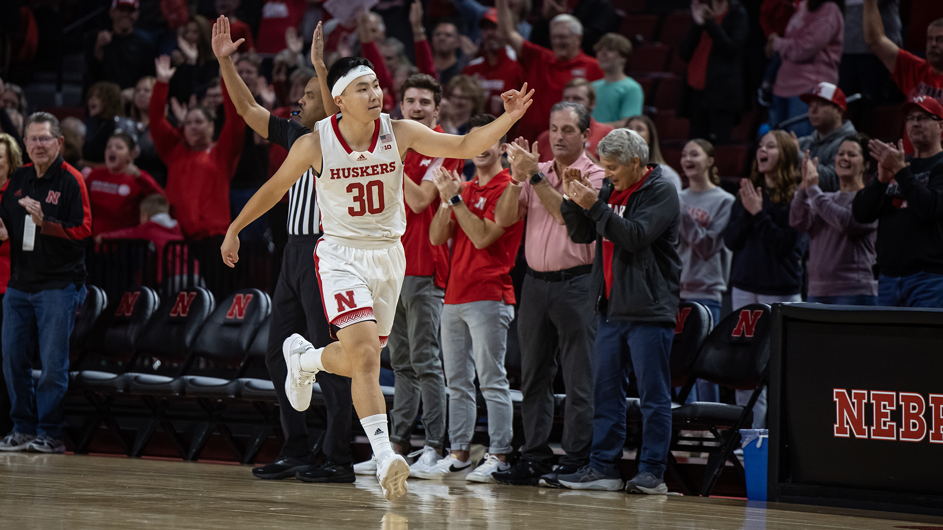 KRVN 880 – KRVN 93.1 – KAMI - Husker Men down Rider