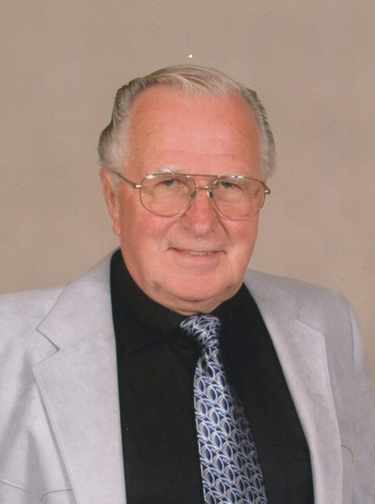 Carrol H. Kersten, 88, of Norfolk, formerly of Wisner The Bull