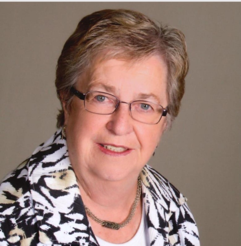 Betty Elbracht, 84, formerly of Howells The Bull