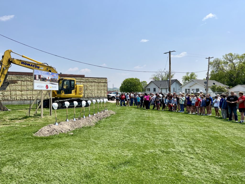 KRVN 880 – KRVN 93.1 – KAMI - Broken Bow celebrates groundbreaking on ...