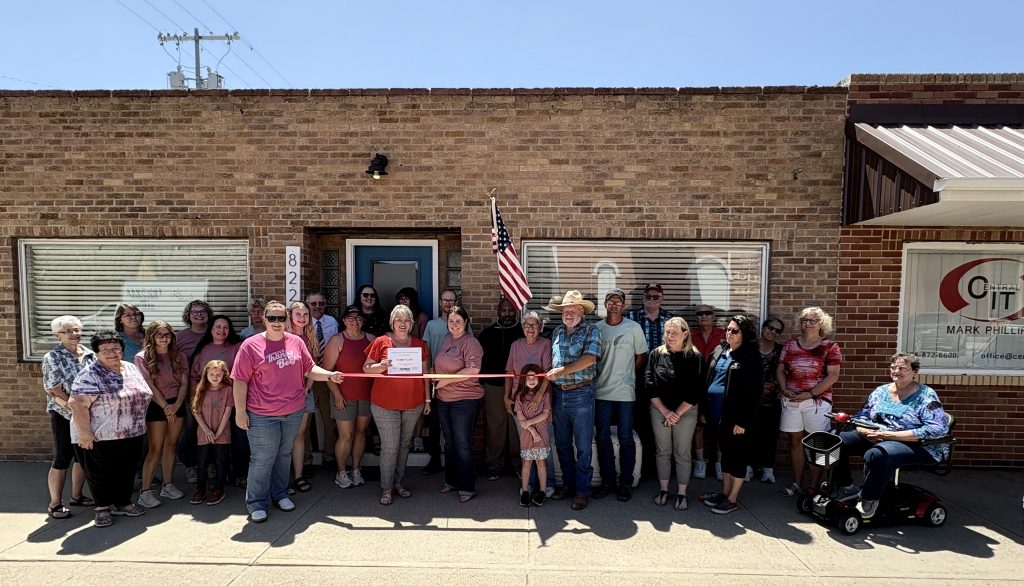 Broken Bow Chamber welcomes two new members