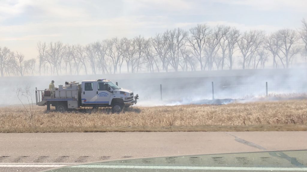 KRVN 880 KRVN 93.1 KAMI Grass fire closed portion of Interstate at Brady