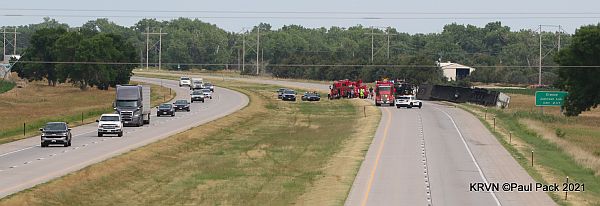 KRVN 880 – KRVN 93.1 – KAMI - Two injured in semi rollover on I-80 west ...