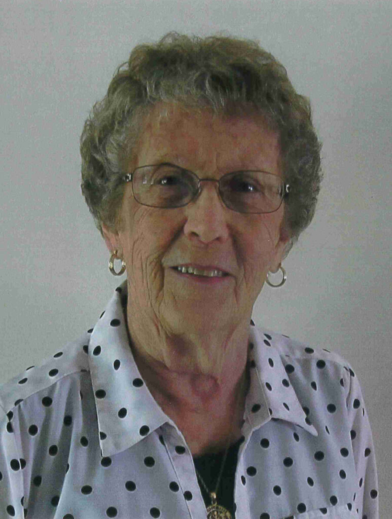 KRVN 880 KRVN 93.1 KAMI Helen LaVonne (Siebke) Nelson, 83 years