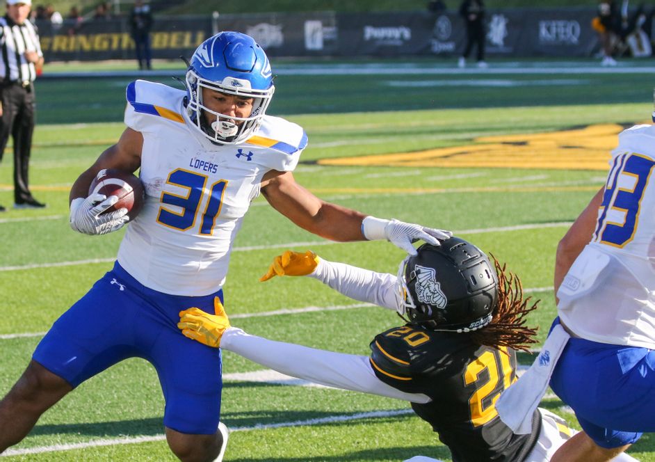 KRVN 880 KRVN 93.1 KAMI Lopers Win 4th Straight