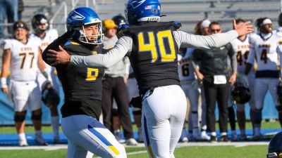KRVN 880 – KRVN 93.1 – KAMI - Lopers Walk Off UCO