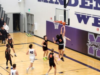 KRVN 880 – KRVN 93.1 – KAMI - Whippets Sweep at Home over Lexington