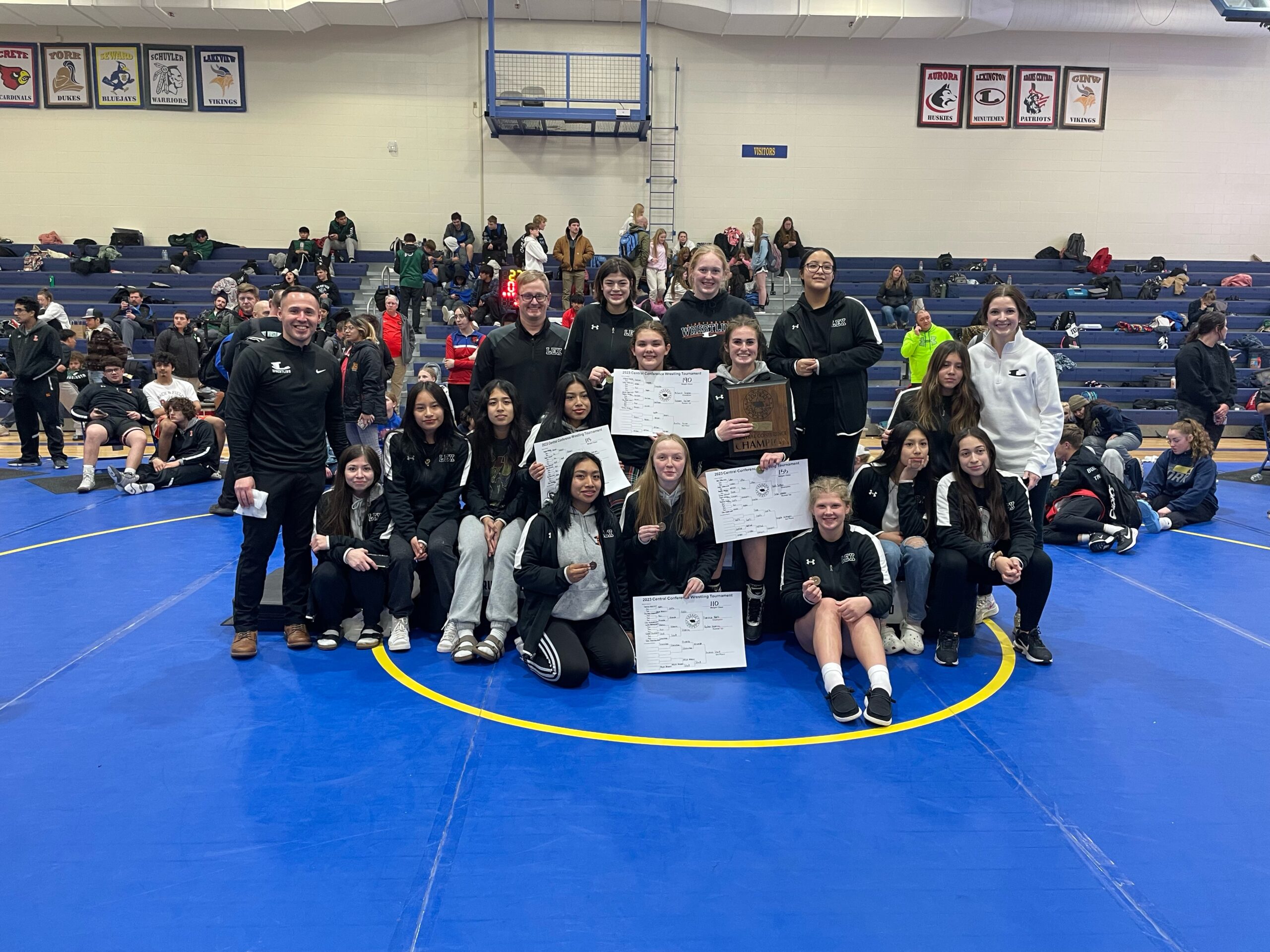 KRVN 880 – KRVN 93.1 – KAMI - Lexington Girls 1st, Boys 3rd At Central ...