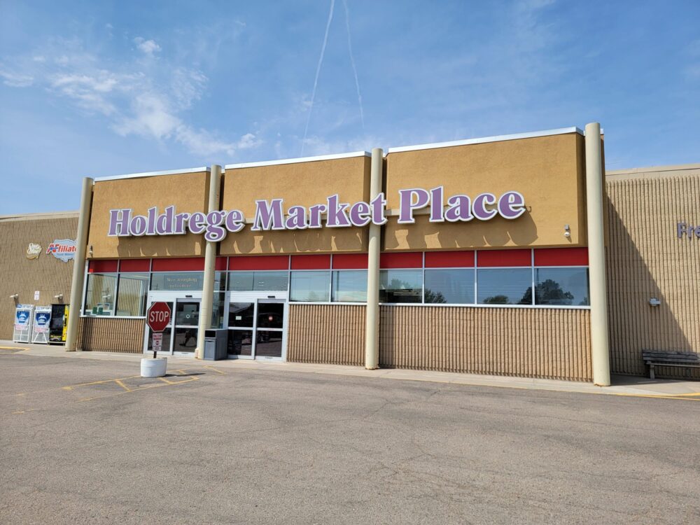 KRVN 880 KRVN 93.1 KAMI Holdrege Market Place Closing, HyVee