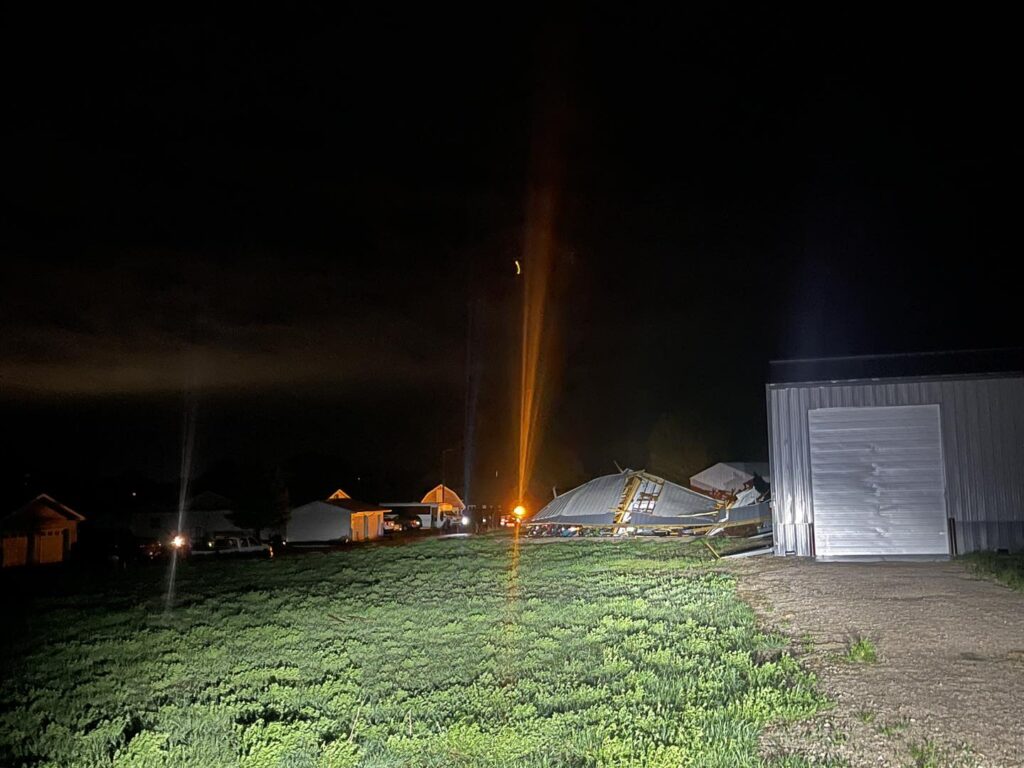 KRVN 880 KRVN 93.1 KAMI Extensive storm damage at Johnson Lake