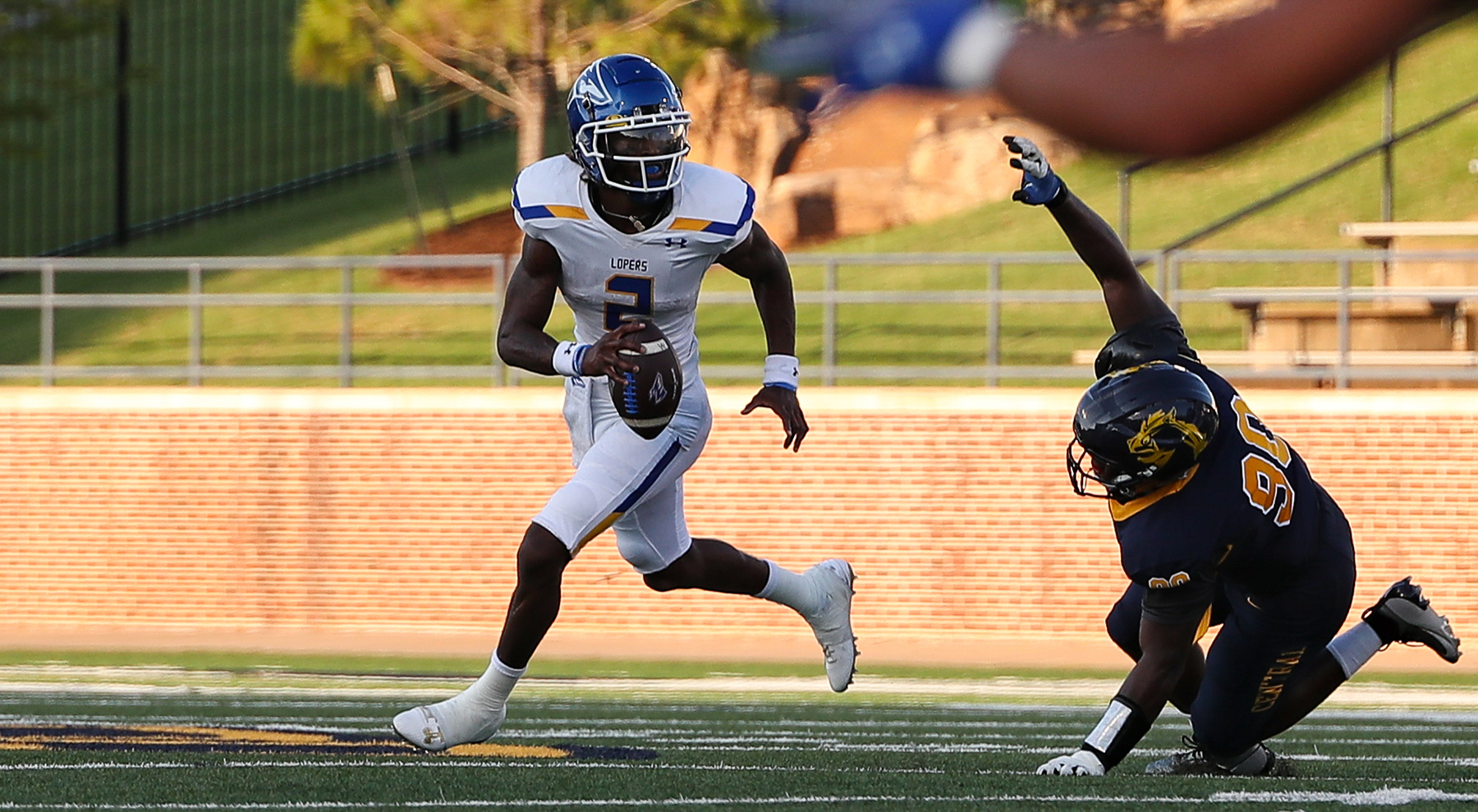 KRVN 880 – KRVN 93.1 – KAMI - Lopers Drop Season Opener