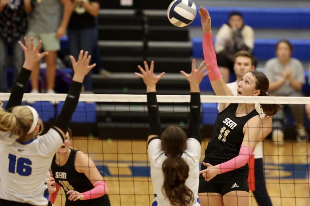 KRVN 880 – KRVN 93.1 – KAMI - Overton three peats; Amherst takes third ...