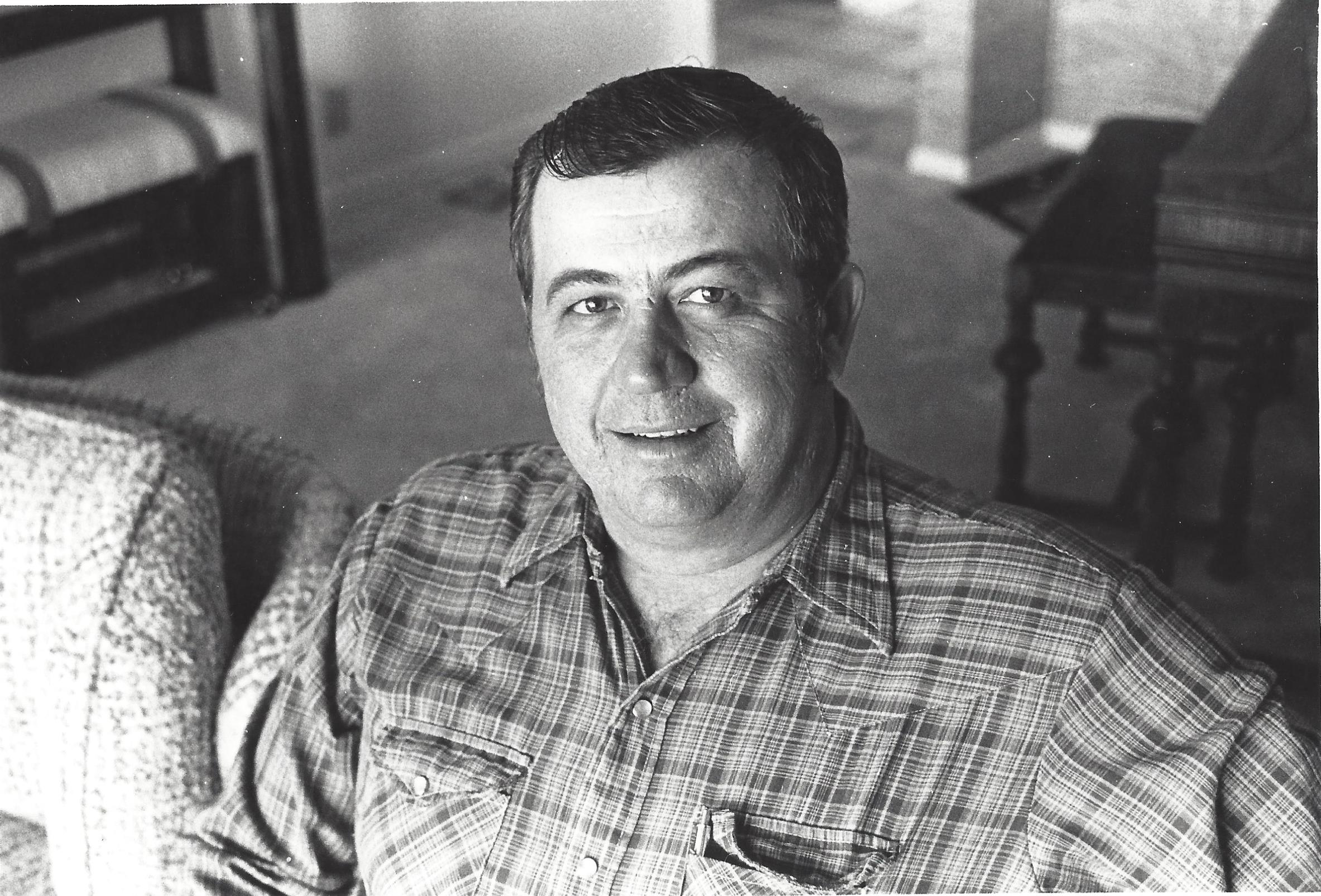 KRVN 880 KRVN 93.1 KAMI Broken Bow, NE Myron Reynolds age 74 of