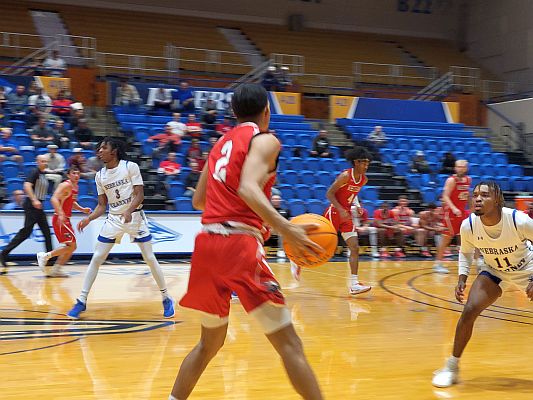 KRVN 880 – KRVN 93.1 – KAMI - UNK wins thriller at home