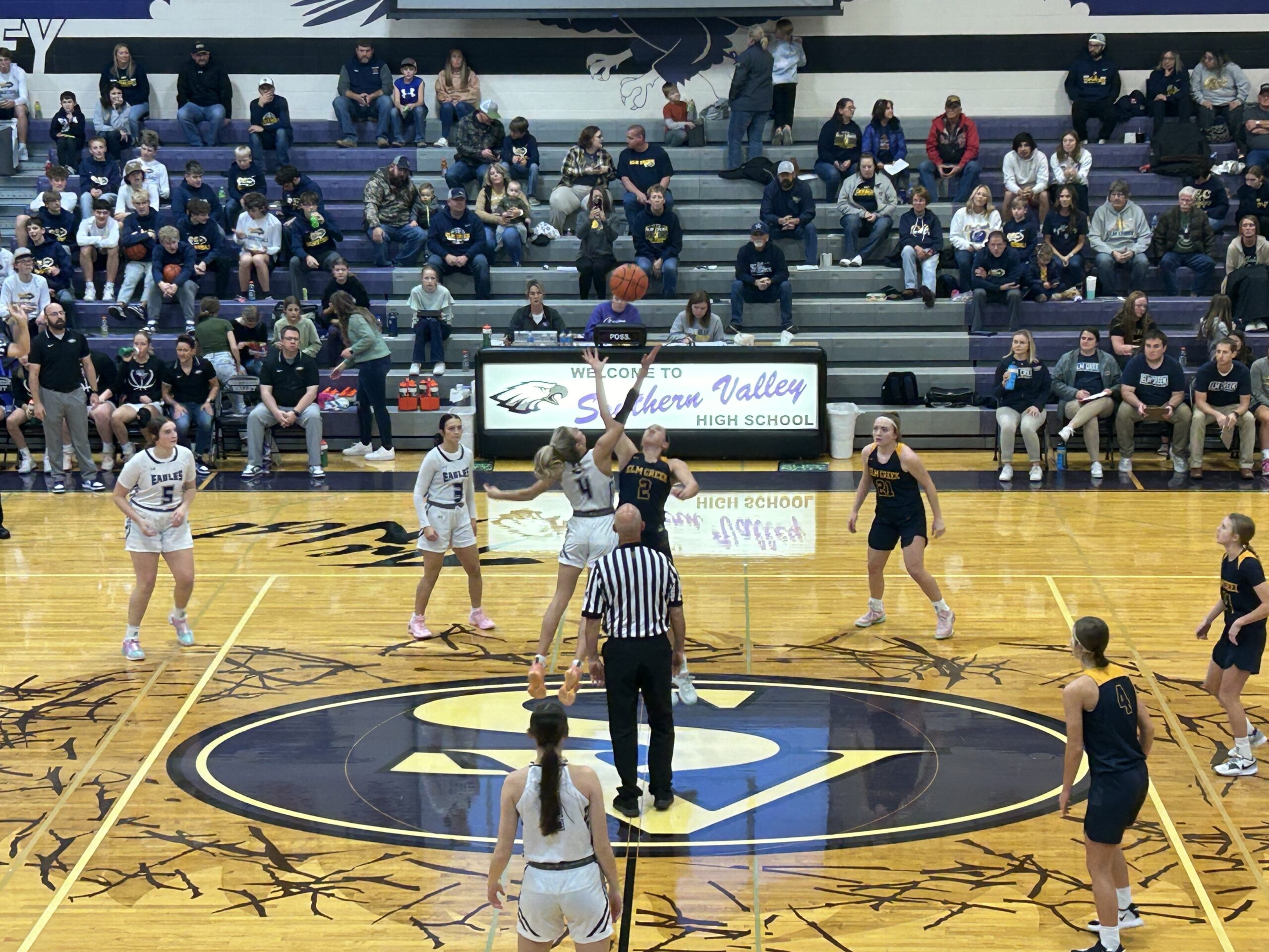 KRVN 880 – KRVN 93.1 – KAMI - Southern Valley Basketball splits home ...
