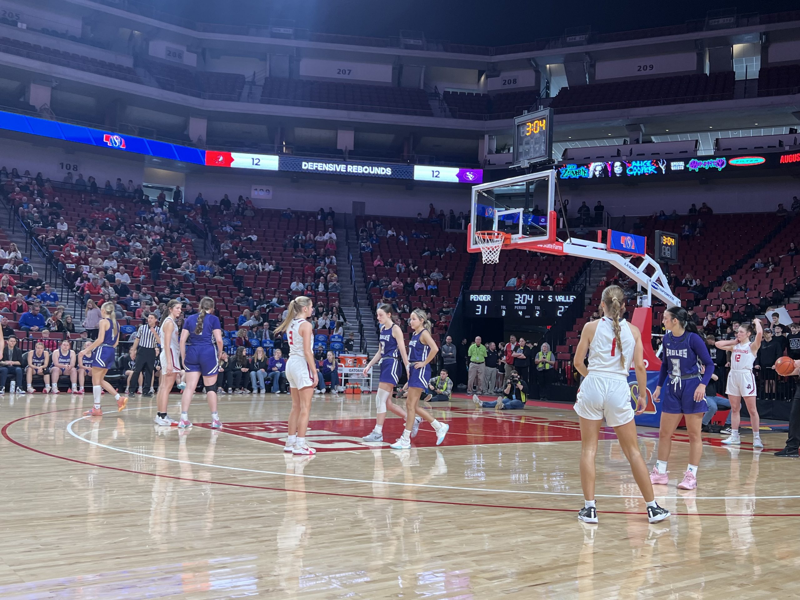 KRVN 880 – KRVN 93.1 – KAMI - Eagles grounded in state title game