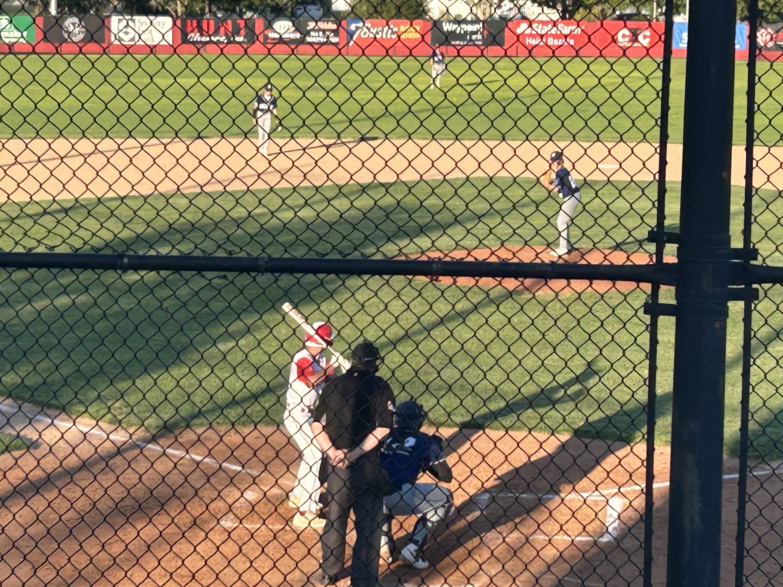 KRVN 880 – KRVN 93.1 – KAMI - Holdrege Wins Big over Cozad