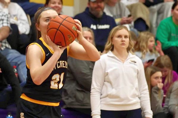 KRVN 880 – KRVN 93.1 – KAMI - Elm Creek earns sweep over SEM