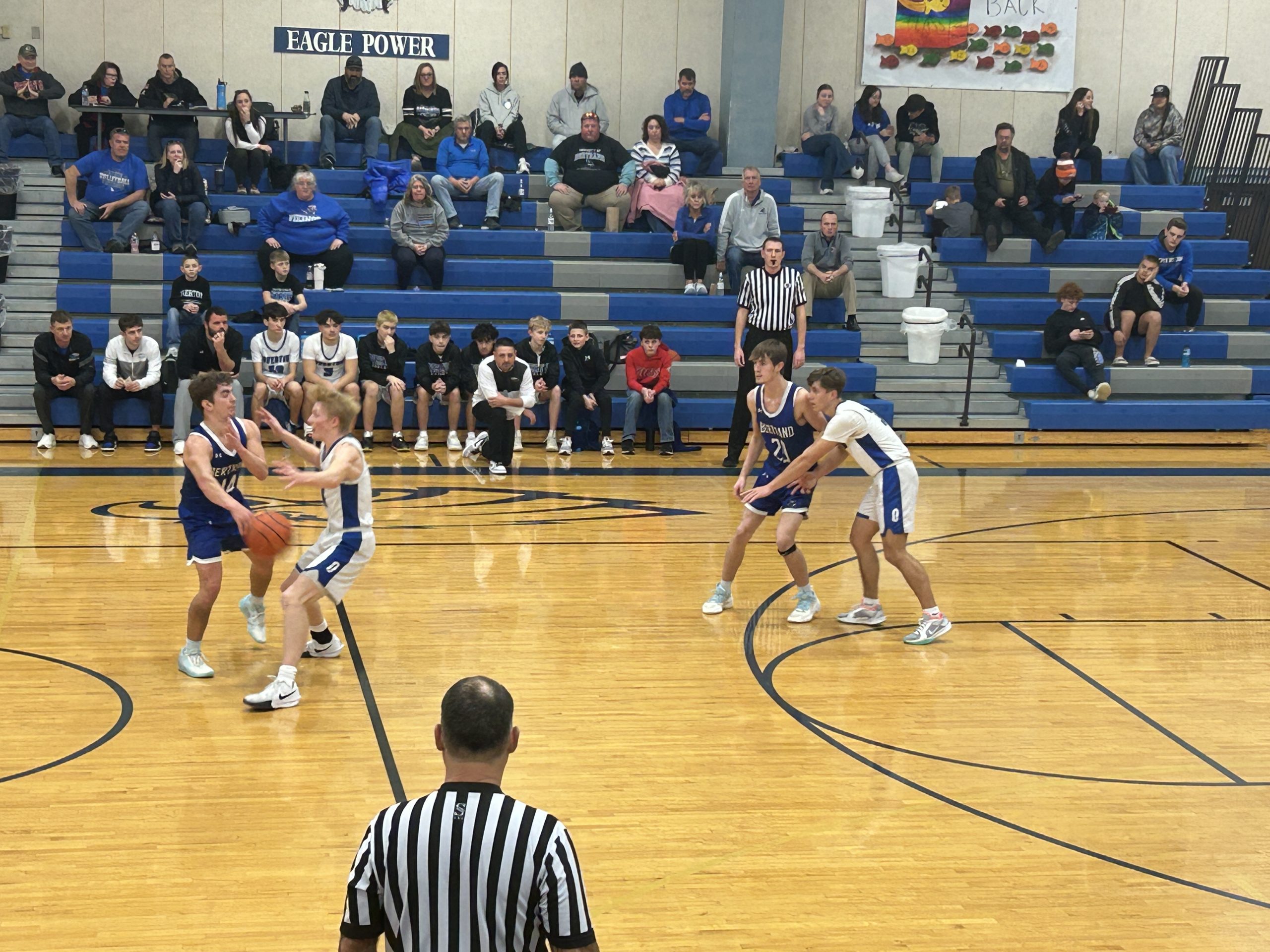 KRVN 880 – KRVN 93.1 – KAMI - Bertrand Boys Win at the Buzzer, Overton ...