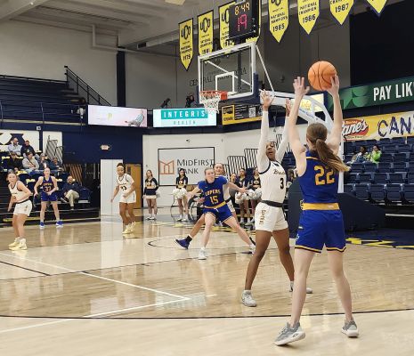 KRVN 880 – KRVN 93.1 – KAMI - Loper women hold on for win