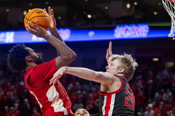KRVN 880 – KRVN 93.1 – KAMI - Huskers win again at home