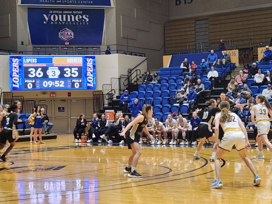 KRVN 880 – KRVN 93.1 – KAMI - Lopers pull out win at home