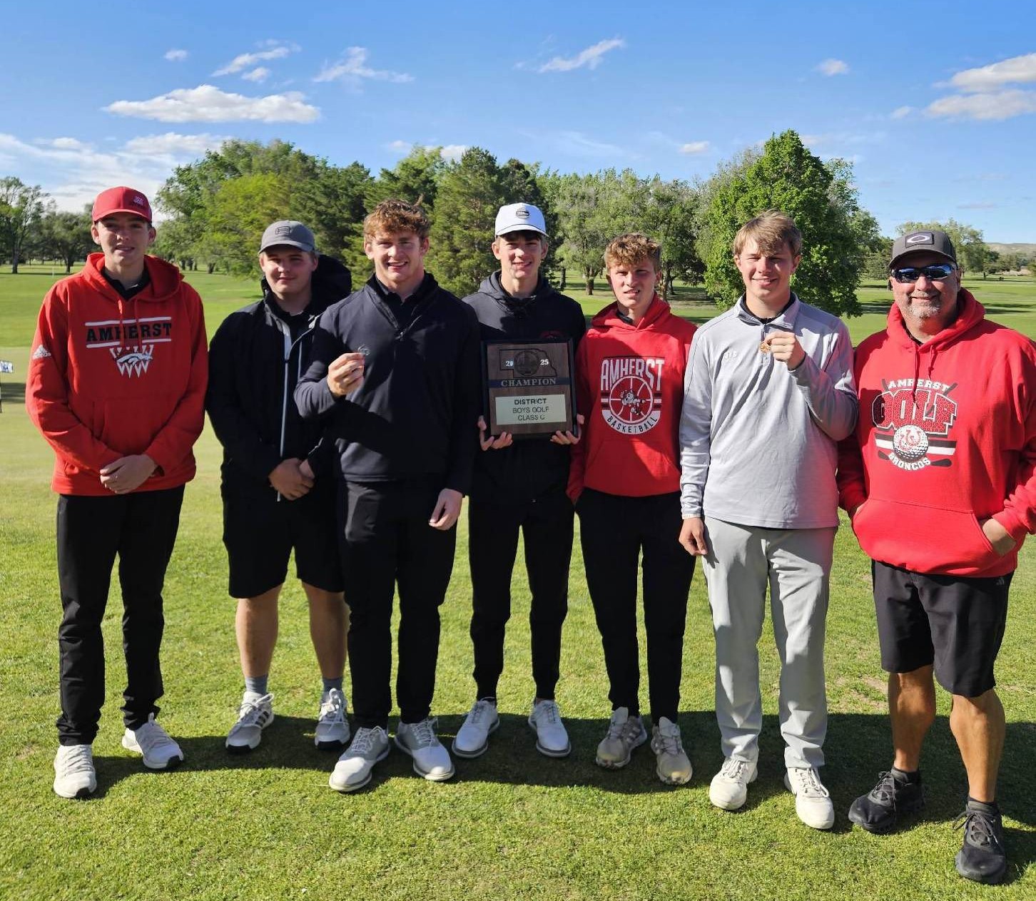 KRVN 880 – KRVN 93.1 – KAMI - Amherst Golf Back at State