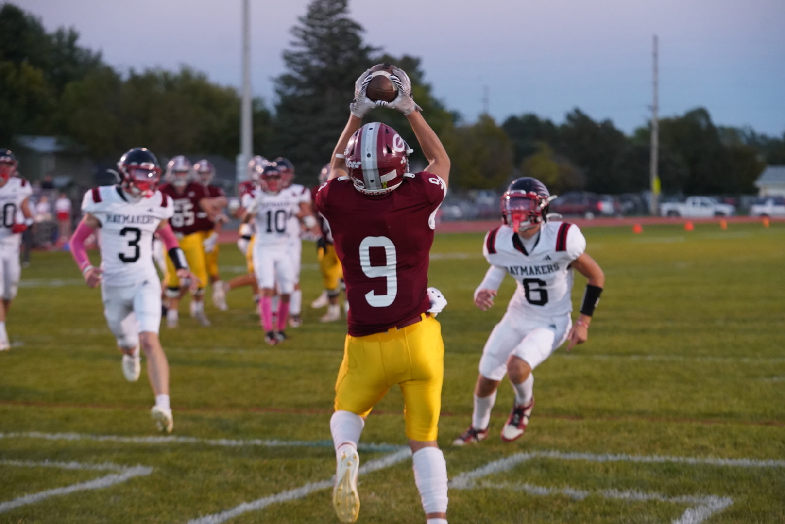 KRVN 880 – KRVN 93.1 – KAMI - Gothenburg Downs Cozad On Homecoming