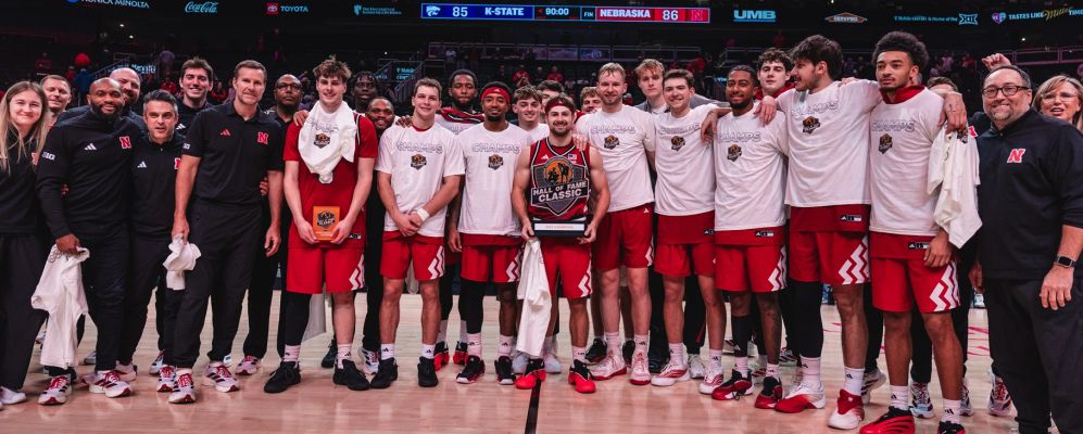 Huskers improve to 6-0 with win over Wildcats - York's Max Country