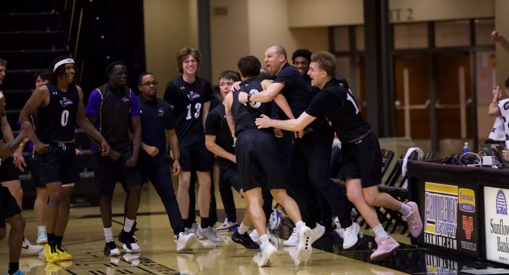 KRVN 880 – KRVN 93.1 – KAMI - Lopers Upset #9 SMSU at the Buzzer