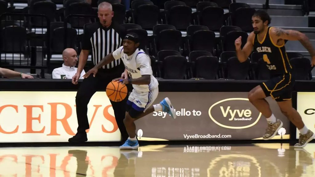 KRVN 880 – KRVN 93.1 – KAMI - Lopers Drop Shootout in Hays against ...