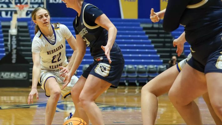 KRVN 880 – KRVN 93.1 – KAMI - Aschoff sets assist record in Loper win