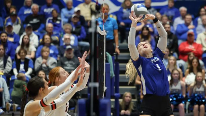 Three Lopers earn all american honors