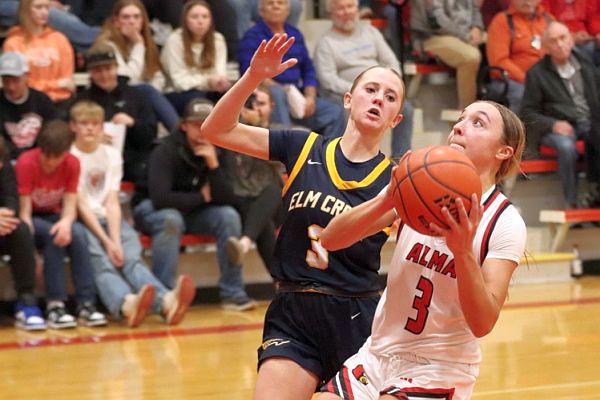 KRVN 880 – KRVN 93.1 – KAMI - Alma sweeps top ten matchups with Elm Creek