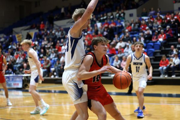 KRVN 880 – KRVN 93.1 – KAMI - Eagles soar on Saturday night to win FKC ...