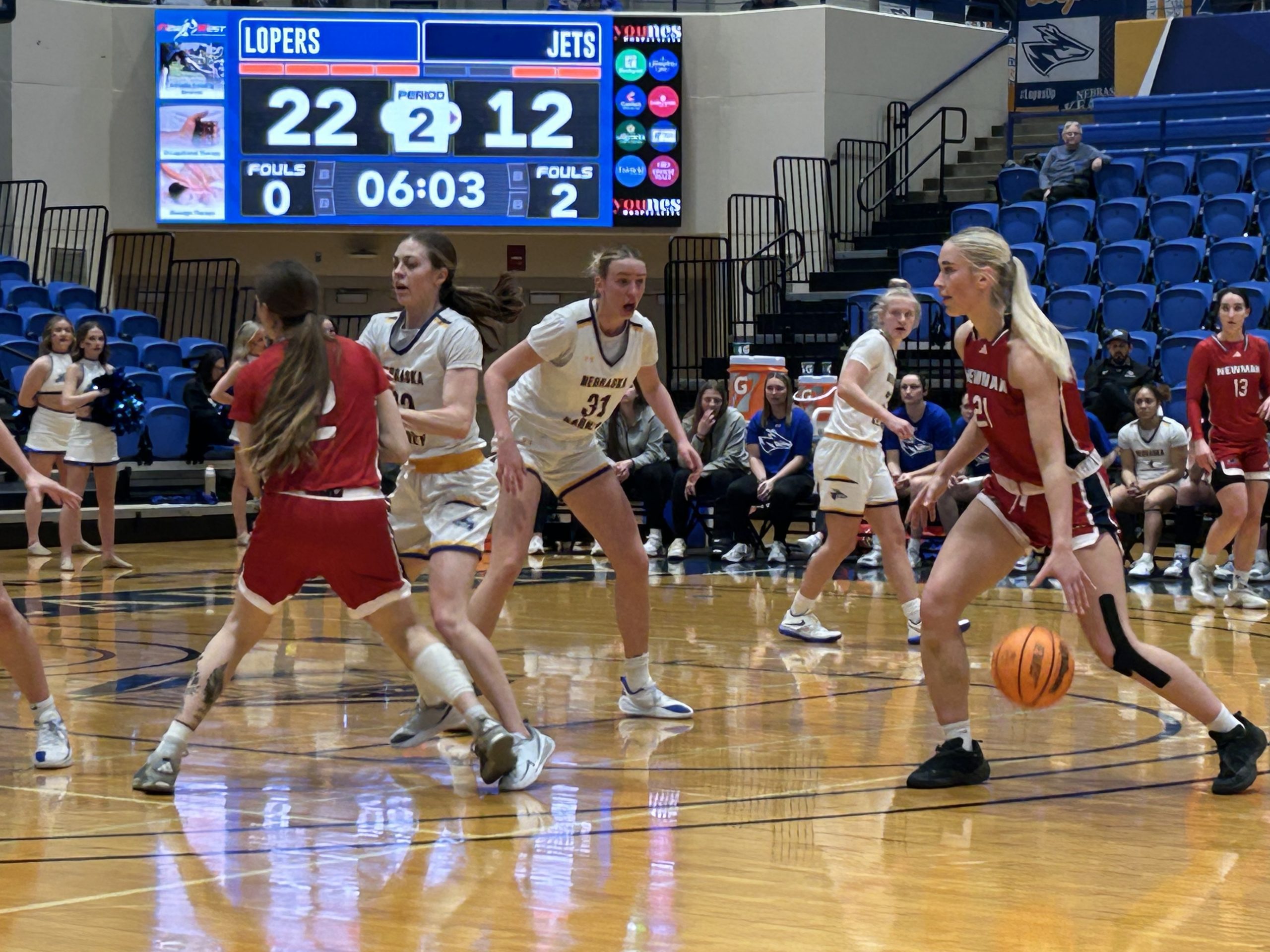 KRVN 880 – KRVN 93.1 – KAMI - Loper Women Warm Up and Fly by the Jets