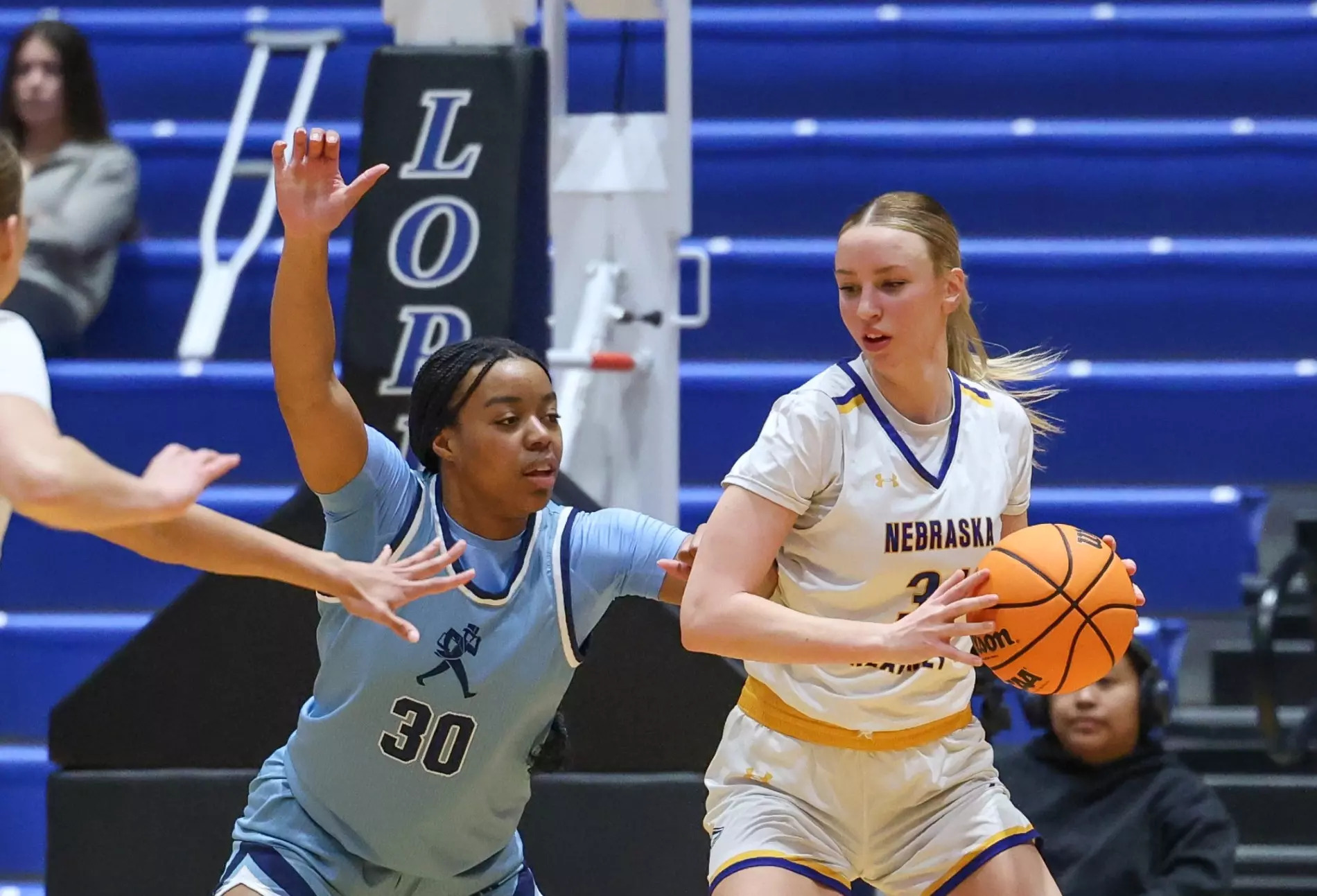 KRVN 880 – KRVN 93.1 – KAMI - Washburn Women Finish Strong to Win by 11