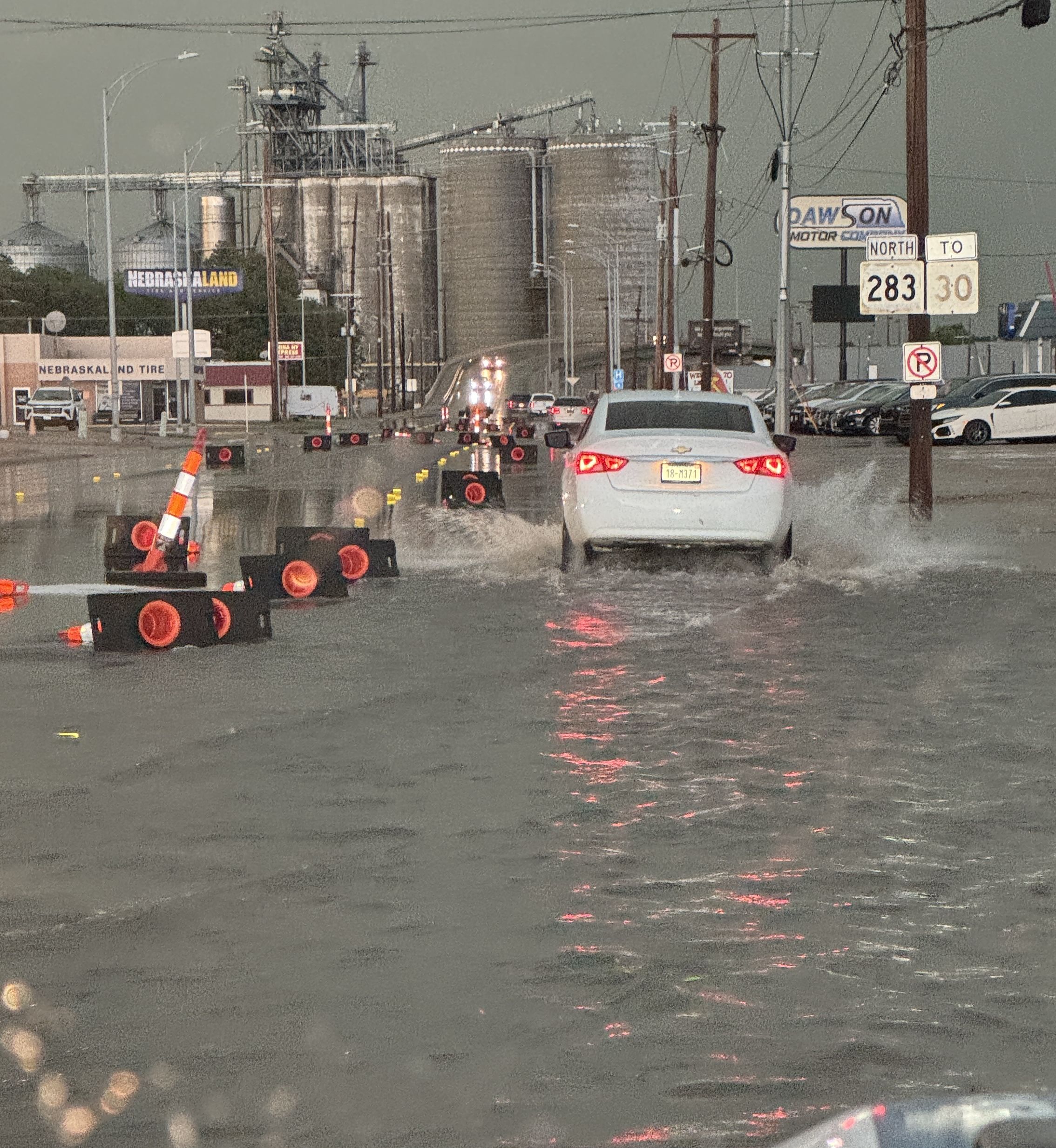 KRVN 880 – KRVN 93.1 – KAMI - Severe Thunderstorm sweeps through Lexington
