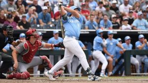 Tar Heels remain alive