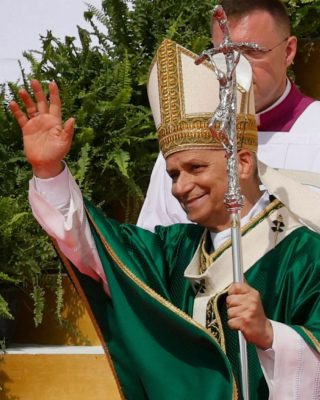 Nebraska Bishop offers his prayers and support to Pope Leo in cancer battle
