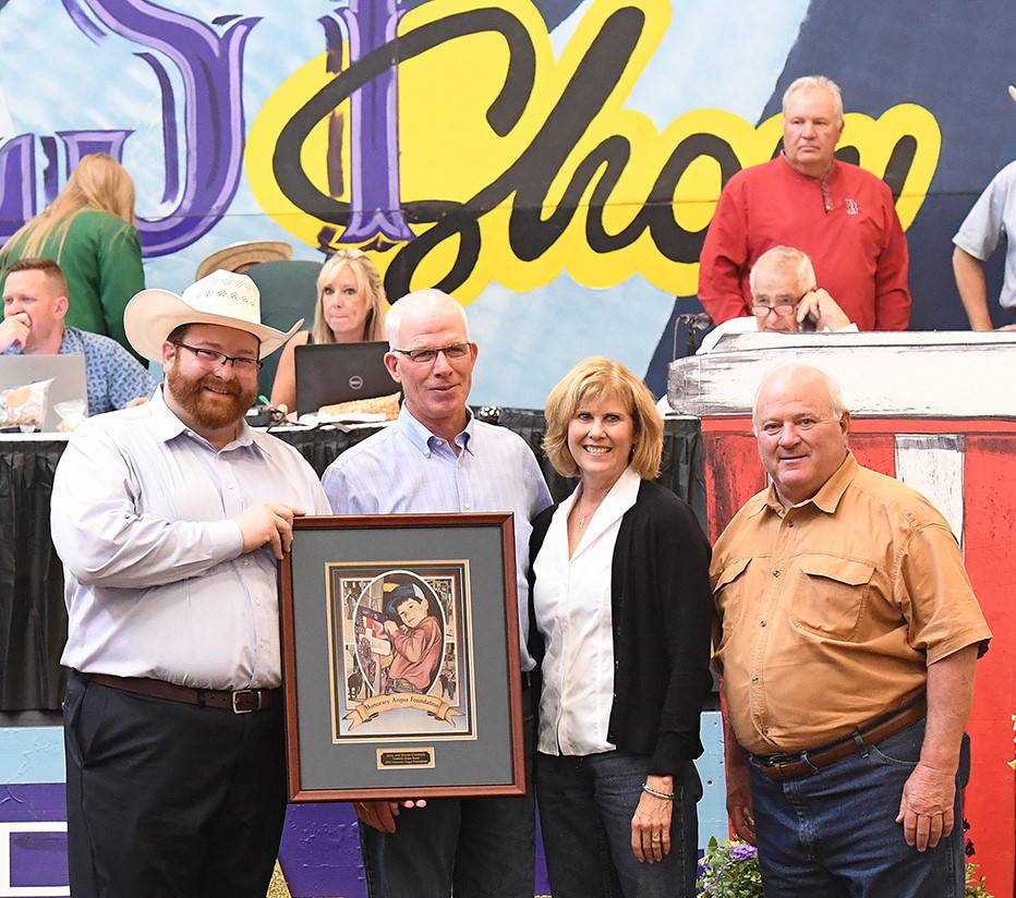 2021 National Junior Angus Show honors Whitman couple